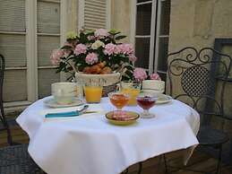 Une Chambre en Ville
