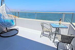 Galilee Triple Terrace