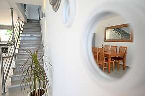 Galilee Triple Terrace