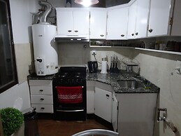 Beautiful Quiet Apartment Near Aristides