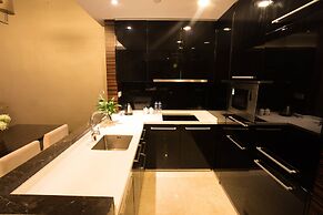 S.L.D-Yicen International Apartment Poly