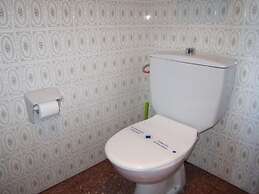 Apartment With sea Views in Llan?? - 1052