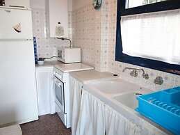 Apartment With sea Views in Llan?? - 1052