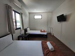 Thyme Xeriscape Hostel