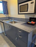 Bay City Motor Lodge