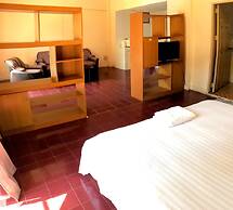 Walking Street Hostel by New Wave - Adults Only