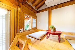 Open Real Luxury Korean Hanok