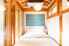 Open Real Luxury Korean Hanok