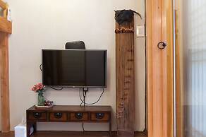 Open Real Luxury Korean Hanok