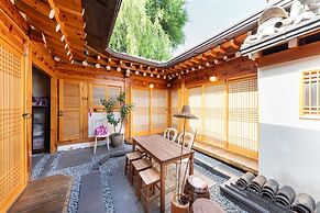 Open Real Luxury Korean Hanok