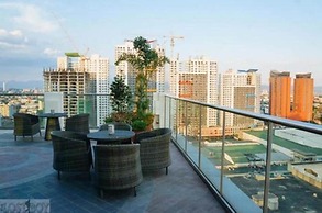 Cubao ManhattanHeights Unit 5H Tower C