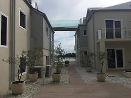 Southbound Escape at the Wharf