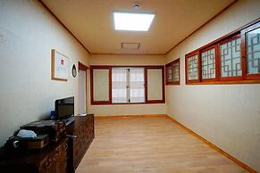 Hanok Hotel Dong Nak Won