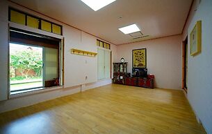 Hanok Hotel Dong Nak Won