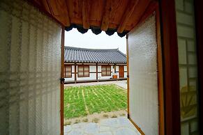 Hanok Hotel Dong Nak Won