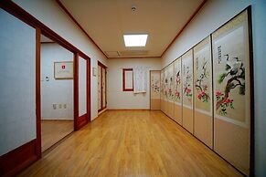 Hanok Hotel Dong Nak Won