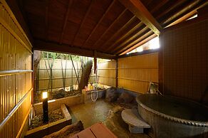 Yufuin Onsen Ryokan Mebaeso