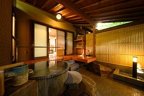 Yufuin Onsen Ryokan Mebaeso