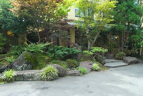 Yufuin Onsen Ryokan Mebaeso