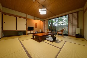 Yufuin Onsen Ryokan Mebaeso