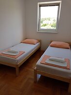 Apartments Dunja Malinska