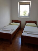 Apartments Dunja Malinska