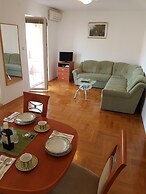 Apartments Dunja Malinska