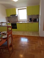 Apartments Dunja Malinska