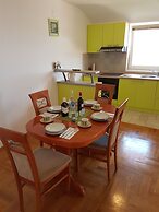 Apartments Dunja Malinska