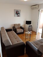 Apartments Dunja Malinska