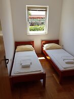 Apartments Dunja Malinska