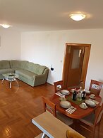 Apartments Dunja Malinska