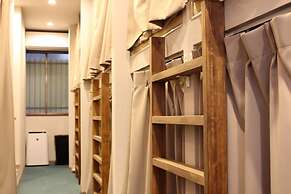 bnb+ Secret Base Mejiro - Hostel