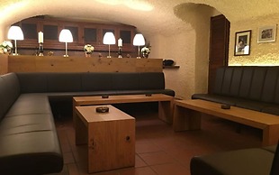 Bacchus Hotel