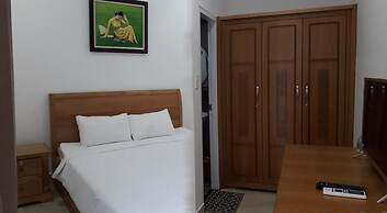 Ven Song Riverside Hotel