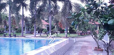 Ven Song Riverside Hotel