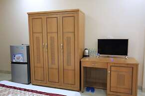 Ven Song Riverside Hotel