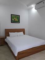 Ven Song Riverside Hotel