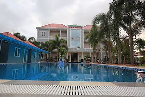 Ven Song Riverside Hotel