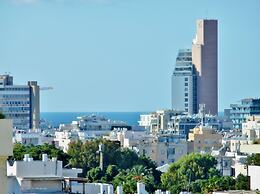 Super Central Stunning Roof 2BR Apt