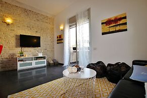 Designer Apt Great Location Hilton beach