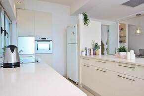 One of a Kind Gordon Beach Front 2BR Apt