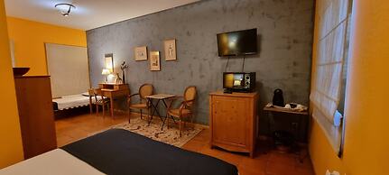Hotel Sara De Ur