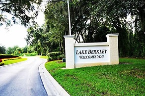 Lake Berkley - 7 Bed 5 Baths Villa