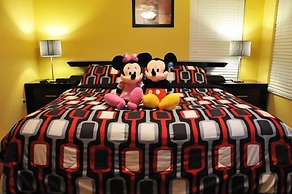 Lake Berkley - 7 Bed 5 Baths Villa