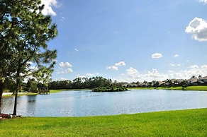 Lake Berkley - 7 Bed 5 Baths Villa