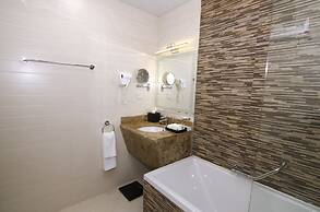 Al Murooj Grand Hotel