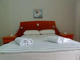 Light & Blue Gardens Apartments