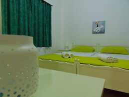 Light & Blue Gardens Apartments