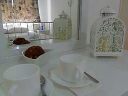 Light & Blue Gardens Apartments